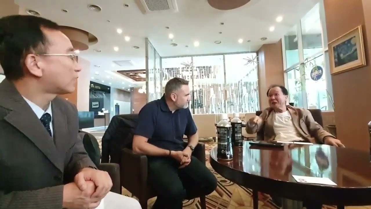부산관광호텔회장님 독일 바이어에 TBTL 제품 직접 소개 영상 썸네일